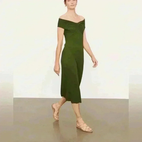 Vince Dresses & Skirts - Vince Ribbed Twist Dress in Green (Size XL) NWT